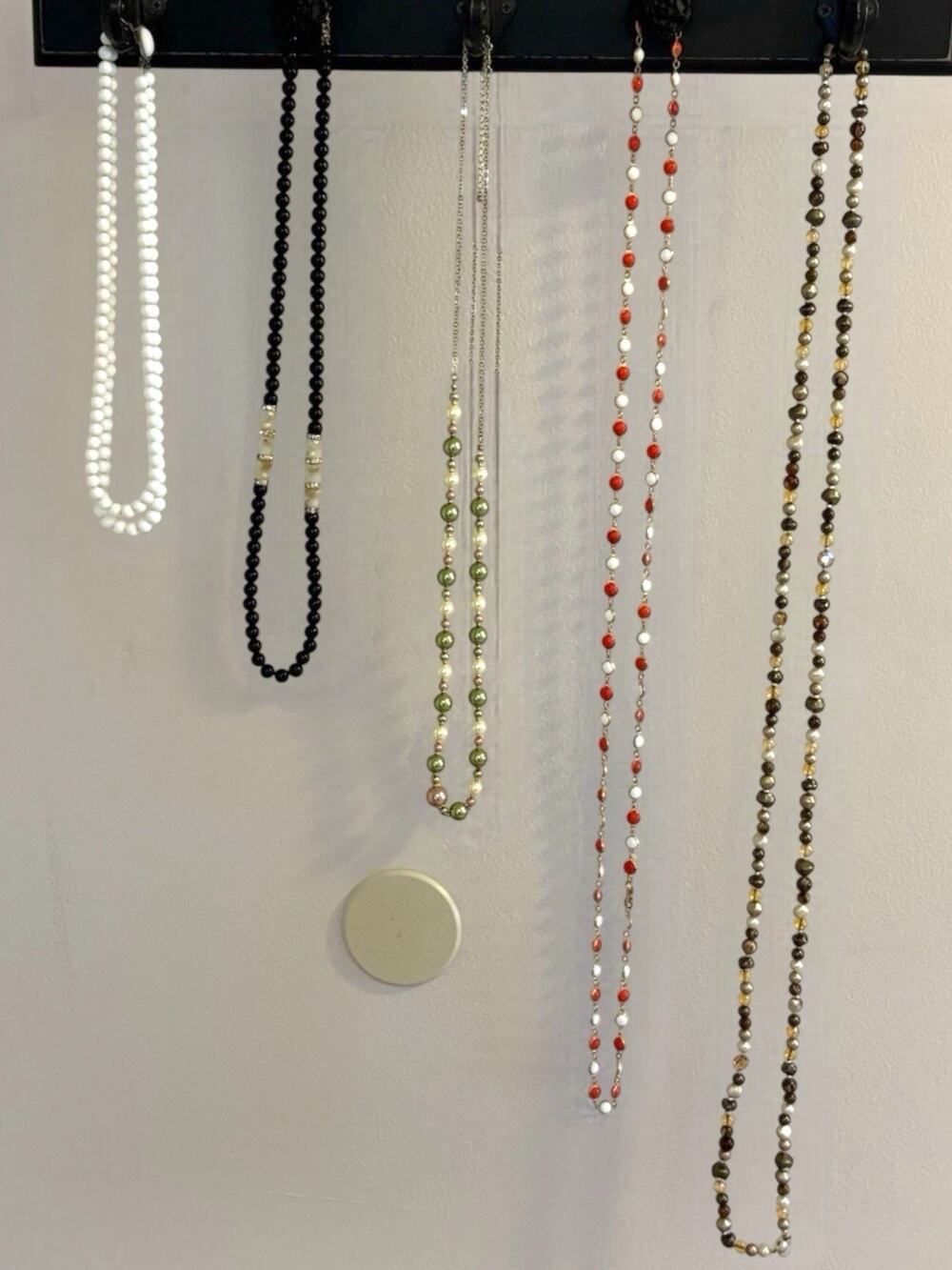 Lot Of 5 Vintage Jewelry Necklaces